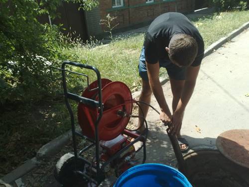 Прочистка канализации: необходимость профессионального подхода