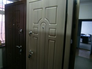 Притвор бронированных дверей