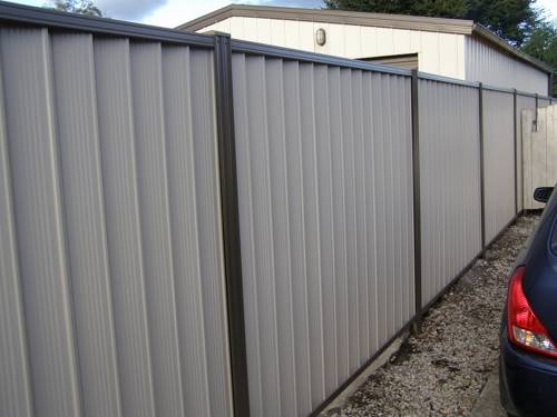 Преимущества использования профнастила